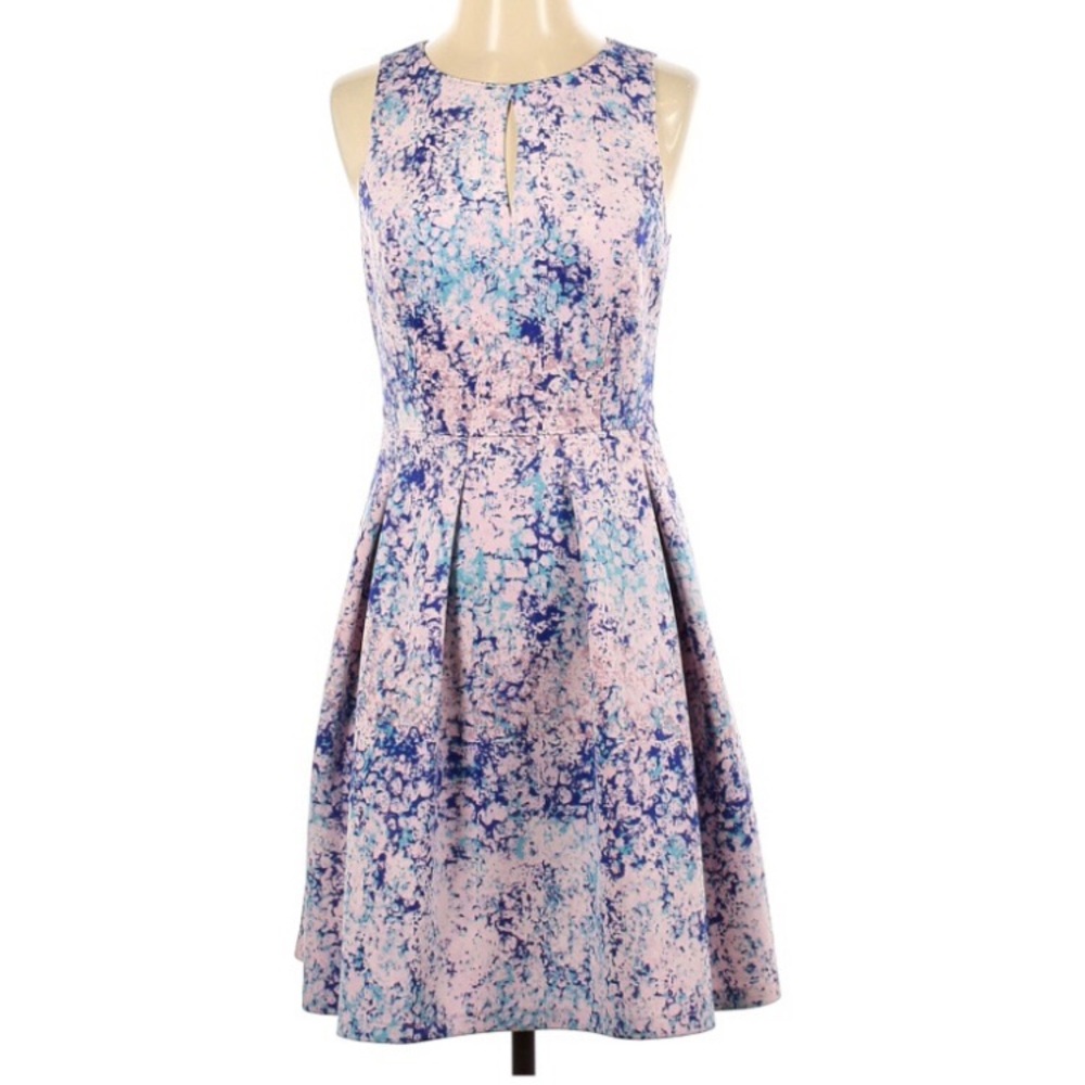 Catherine Catherine Manlandrino women’s casual dress size 4